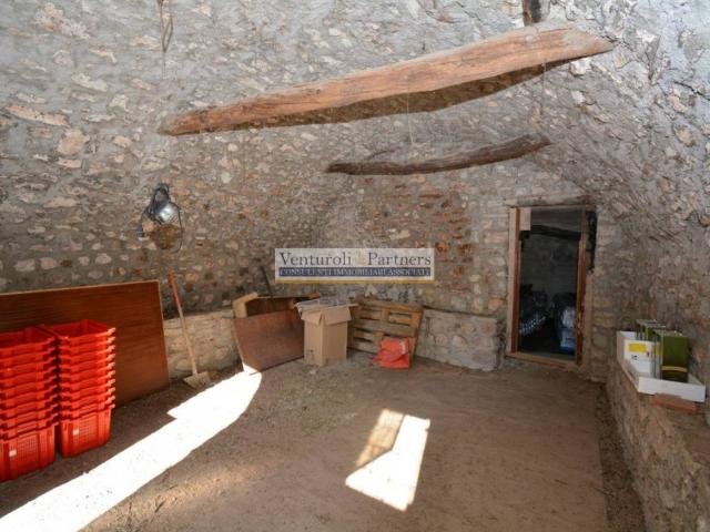 Rustico in vendita a Comunità Montana Parco Alto Garda bresciano, Gargnano