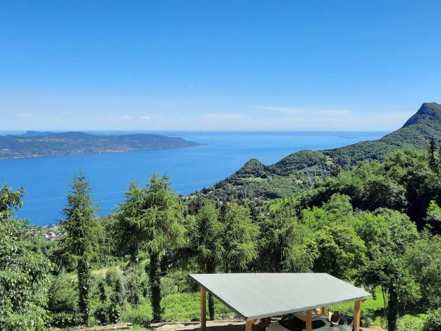 Rustico in vendita a Comunità Montana Parco Alto Garda bresciano, Gargnano