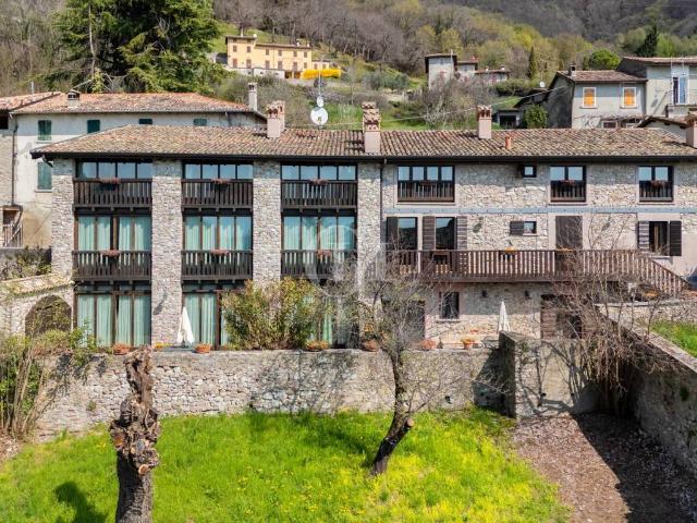 Rustico in vendita a Comunità Montana Parco Alto Garda bresciano, Gargnano