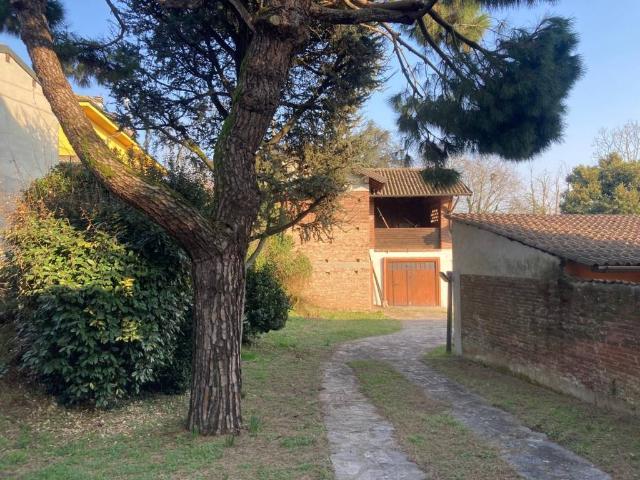 Rustico in vendita a San Biagio, Garlasco