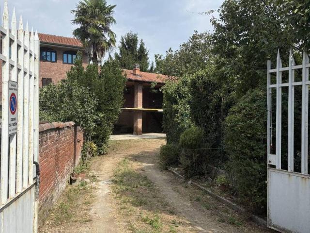 Rustico in vendita a Gassino Torinese, Torino