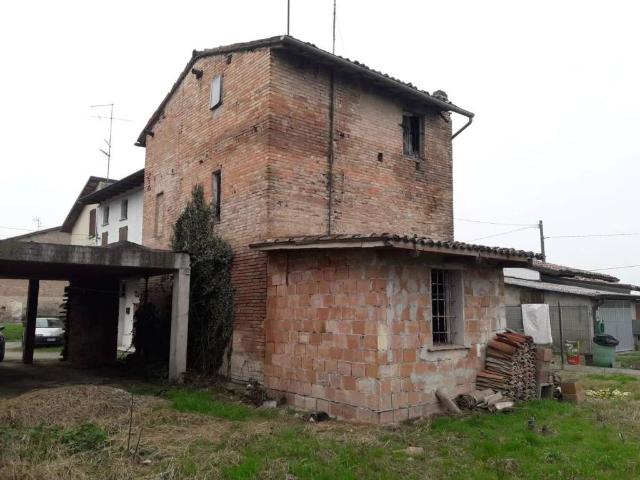 Rustico in vendita a Val d’Enza, Re