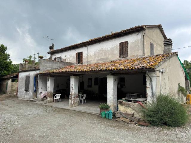 Rustico in vendita a Sant Angelo, Gatteo