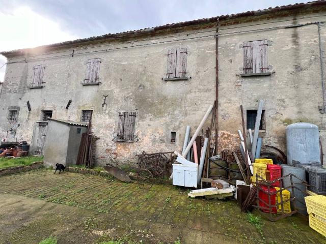 Rustico in vendita a Gatteo, Reggio Emilia