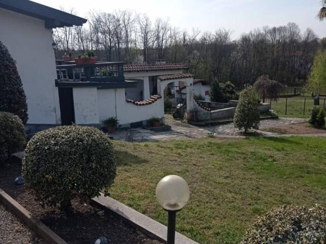 Rustico in vendita a Gattico-Veruno, Piemonte