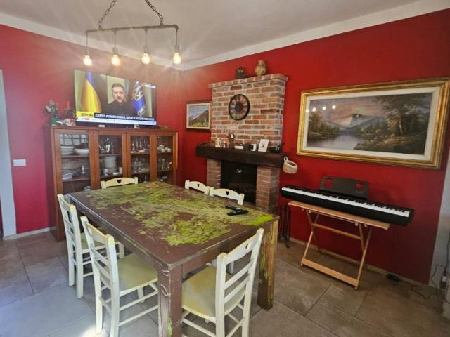 Rustico in vendita a Revislate, Novara