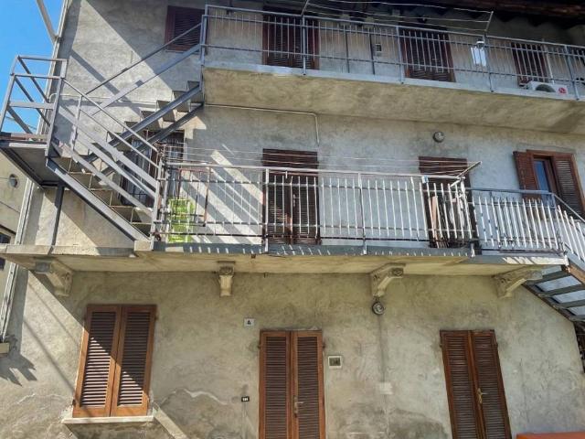 Rustico in vendita a Gattico-Veruno, Piemonte