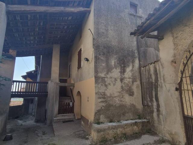 Rustico in vendita a Comunità montana della Valle Sabbia, Gavardo