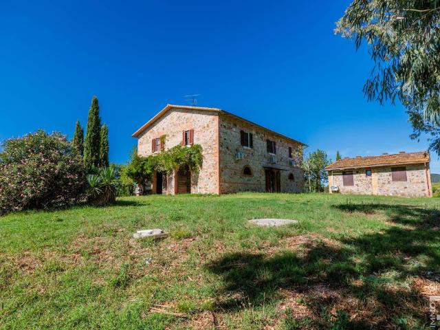 Rustico in vendita a Bivio Di Ravi, Toscana