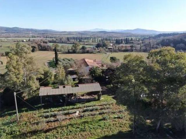 Rustico in vendita a Podere Mattaione, Gavorrano