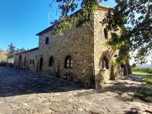 Rustico in vendita a Bivio Di Ravi, Toscana