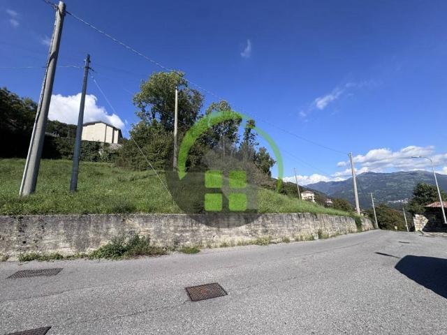 Rustico in vendita a Gazzaniga, Lombardia