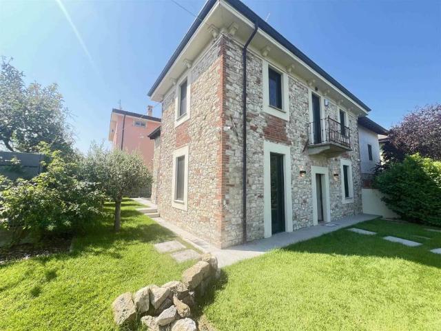 Rustico in vendita a Gazzola, Reggio Emilia