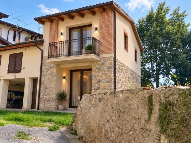 Rustico in vendita a Gemonio, Varese