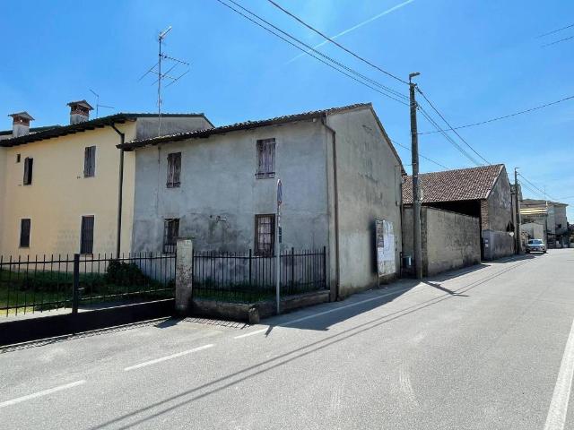 Rustico in vendita a Genivolta, Lombardia