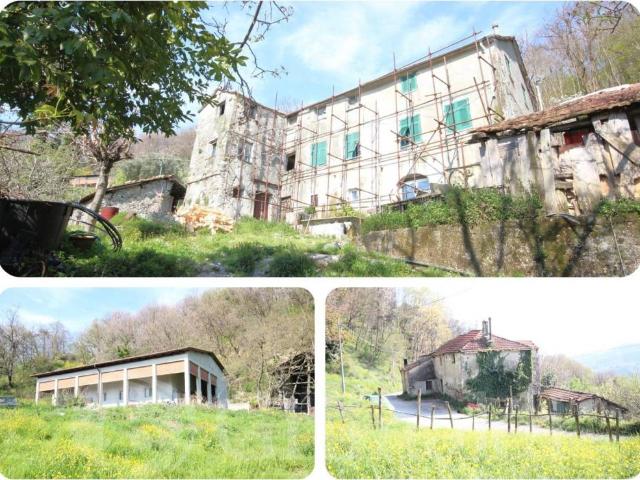 Rustico in vendita a Mignanego, Serra Riccò