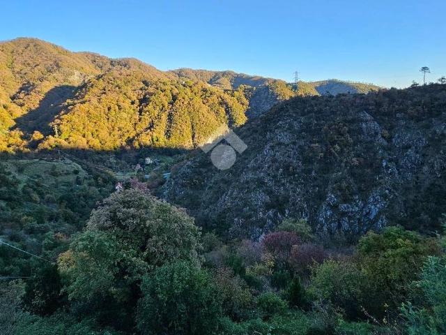 Rustico in vendita a Ponente, Serra Riccò