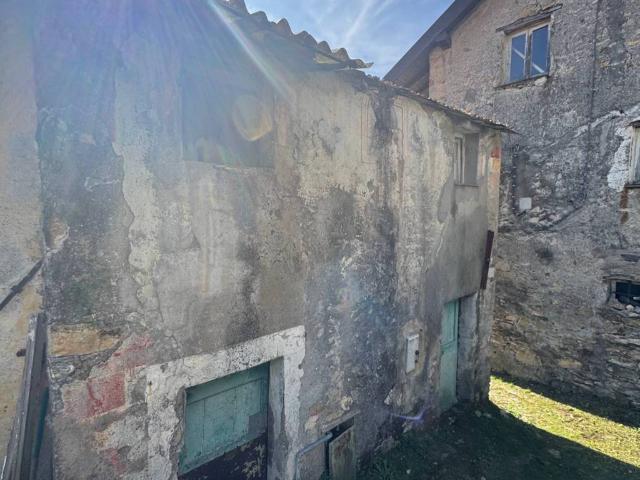 Rustico in vendita a Media Val Bisagno, Serra Riccò