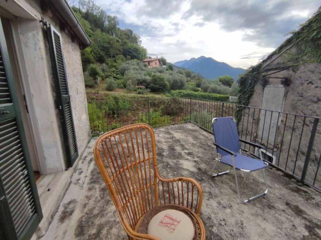 Rustico in vendita a Gera Lario, Lombardia