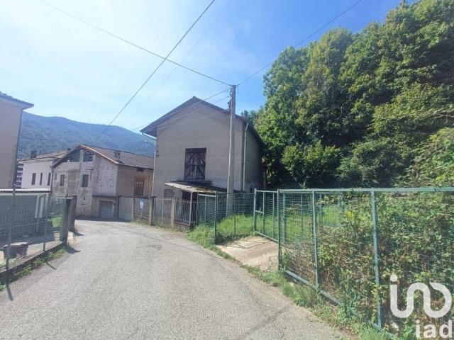 Rustico in vendita a Unione Montana di Comuni delle Valli di Lanzo, Ceronda e Casternone, Piemonte