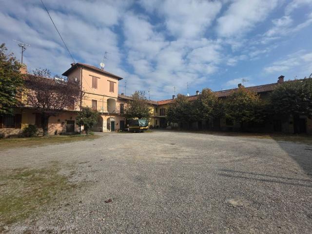 Rustico in vendita a Gessate, Lombardia