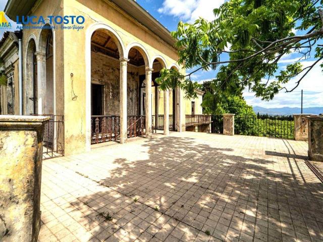 Rustico in vendita a Giarre, Sicilia