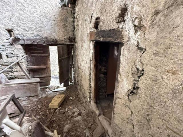 Rustico in vendita a Gignod, Aosta