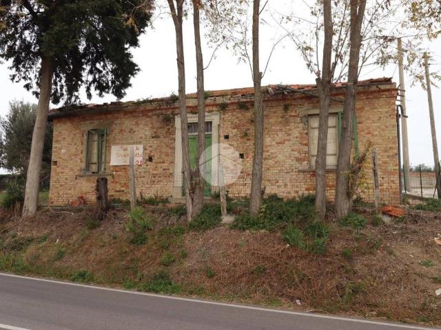 Rustico in vendita a Colledoro, Giulianova