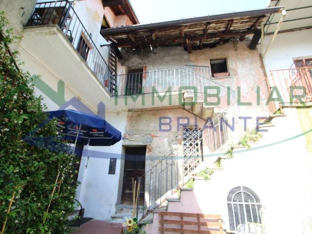 Rustico in vendita a Golasecca, Lombardia