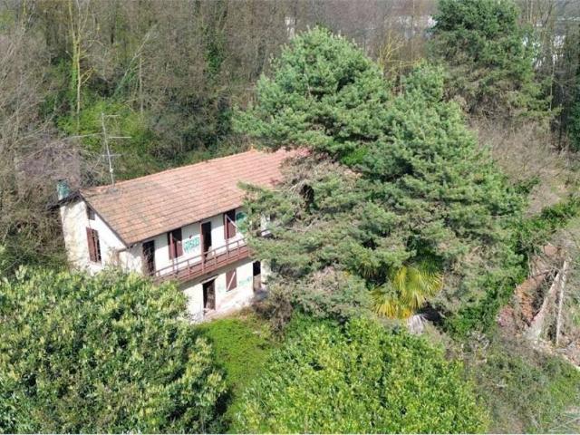 Rustico in vendita a Golasecca, Lombardia