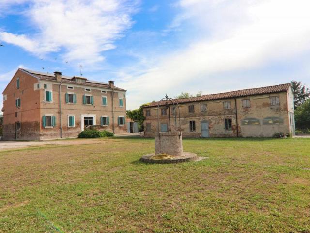 Rustico in vendita a Pianura Reggiana, Bondeno Di Gonzaga