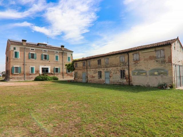 Rustico in vendita a Pianura Reggiana, Bondeno Di Gonzaga