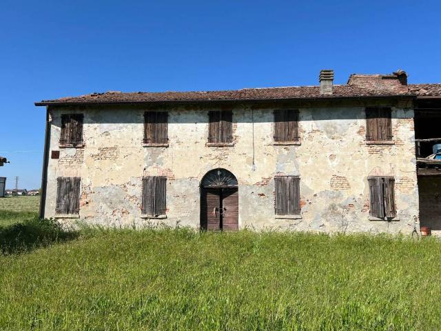 Rustico in vendita a Bondeno Di Gonzaga, Lombardia