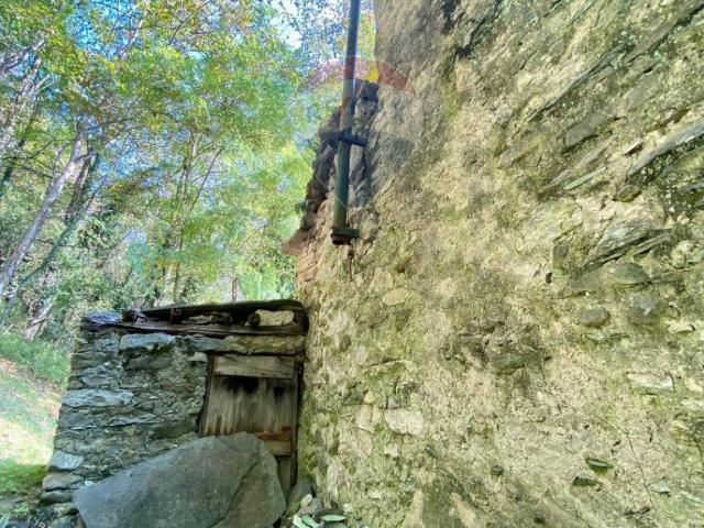 Rustico in vendita a Comunità montana della Valchiavenna, Gordona