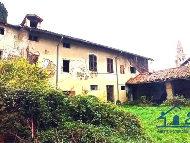 Rustico in vendita a Lucinico / Ločnik / Luzinìs, Gorizia