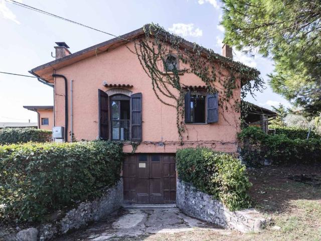 Rustico in vendita a Gaggera, Gradara