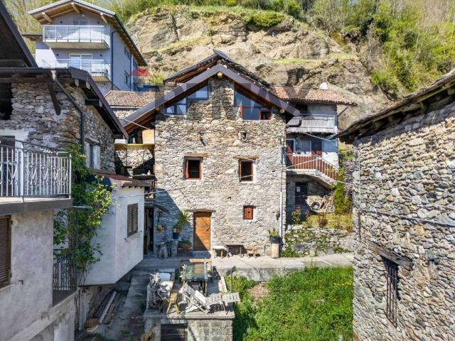 Rustico in vendita a Gravedona ed Uniti, Gravedona