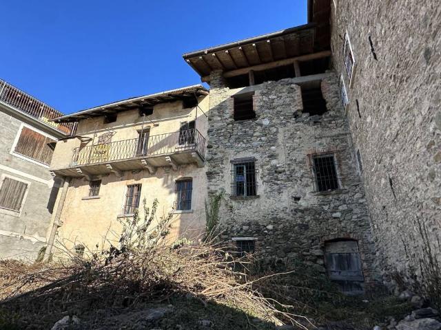 Rustico in vendita a Gravedona ed Uniti, Gravedona