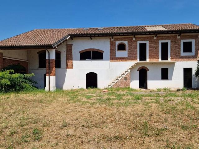 Rustico in vendita a Gravellona Lomellina, Lombardia