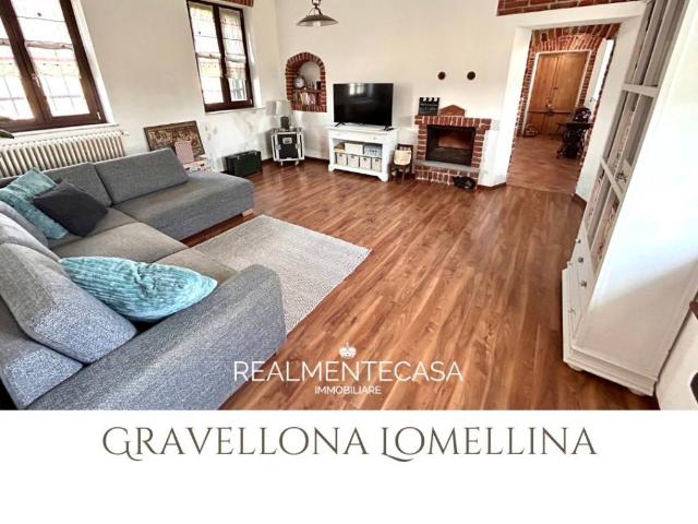 Rustico in vendita a Gravellona Lomellina, Lombardia