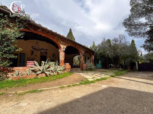 Rustico in vendita a Santa Cristina, San Polo In Chianti
