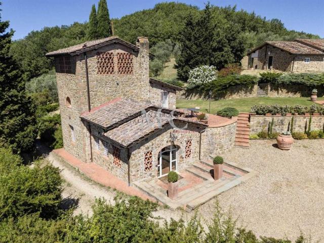 Rustico in vendita a San Polo In Chianti, Toscana