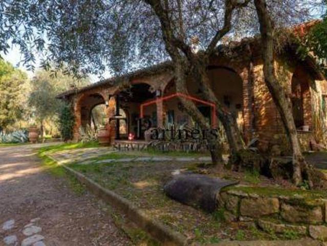 Rustico in vendita a Santa Cristina, San Polo In Chianti