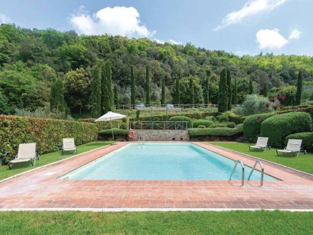 Rustico in vendita a San Polo In Chianti, Toscana