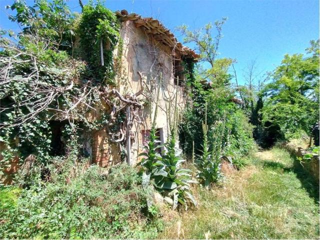 Rustico in vendita a Gropparello, Reggio Emilia