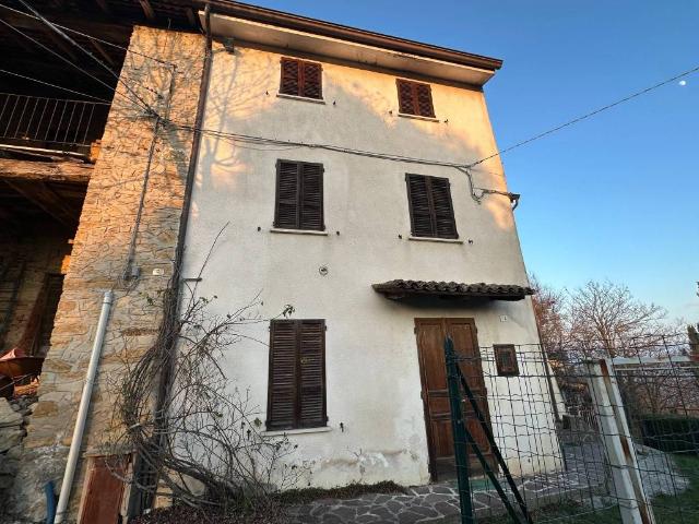 Rustico in vendita a Gropparello, Reggio Emilia