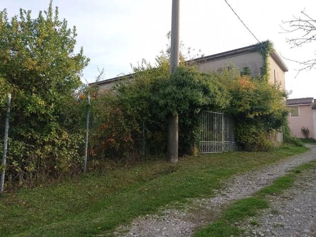 Rustico in vendita a Gropparello, Reggio Emilia