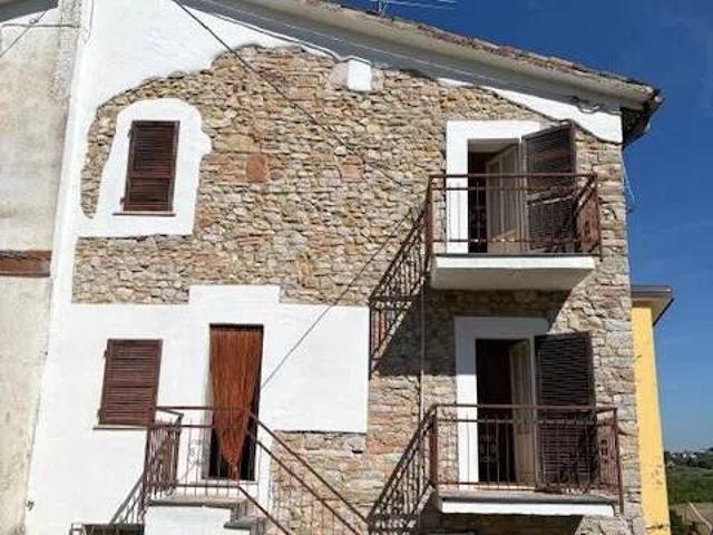 Rustico in vendita a Gropparello, Reggio Emilia