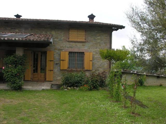 Rustico in vendita a Gropparello, Reggio Emilia