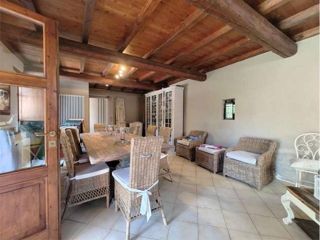 Rustico in vendita a Gropparello, Reggio Emilia
